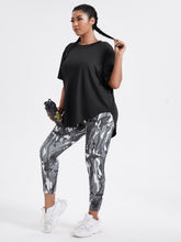 Charger l&#39;image dans la galerie, Love God. Store Plus Size Sports Sets Plus High Low Sports Tee With Camo Sports Leggings price
