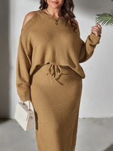 Lade das Bild in den Galerie-Viewer, Love God. Store Plus Size Sweater Co-ords Plus Cold Shoulder Sweater Drawstring Waist Knit Skirt price
