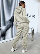 Charger l&#39;image dans la galerie, Love God. Store Women Two-piece Outfits Flap Pocket Drop Shoulder Drawstring Hoodie Sweatpants price

