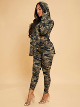 Lade das Bild in den Galerie-Viewer, Love God. Store Women Two-piece Outfits SXY Camo Print Hoodie Leggings Set price
